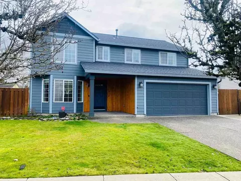 812 N Lark Dr, Ridgefield, WA 98642