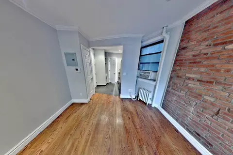 382 E 10th St #3D, New York, NY 10009