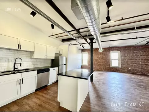 204 Walnut St #307, Kansas City, MO 64106