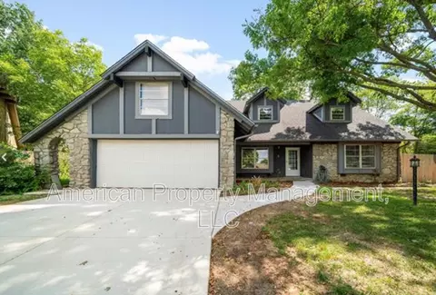 7050 E 71st Ct, Tulsa, OK 74133