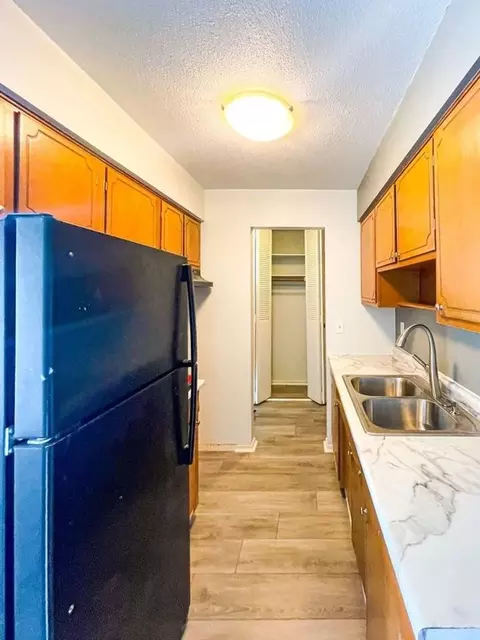 8300 W 31st St, Saint Louis Park, MN 55426