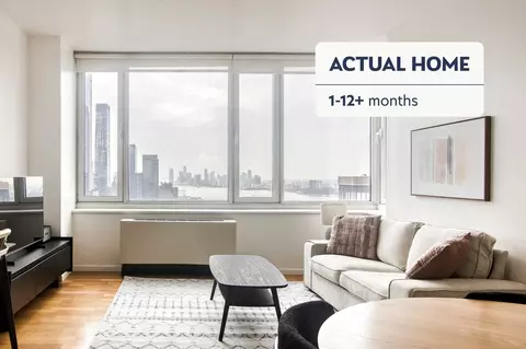635 W 42nd St, New York, NY 10036