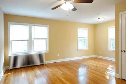 8311 Garland Ave, Takoma Park, MD 20912