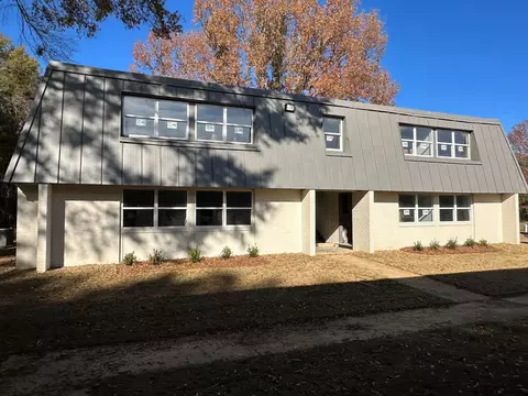 433 Meadowlark Dr #E6, Canton, MS 39046