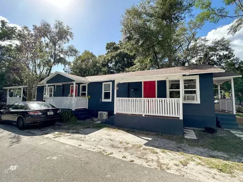 432 NW 9th St, Gainesville, FL 32601