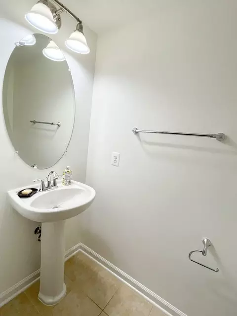2216 Highfly Ter, Glenmont, MD 20902 photo 16