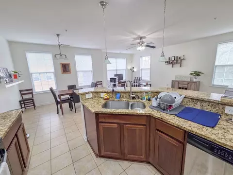 2216 Highfly Ter, Glenmont, MD 20902 photo 6