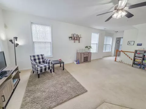 2216 Highfly Ter, Glenmont, MD 20902 photo 5