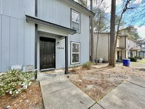 5840 Aftonshire Dr, Fayetteville, NC 28304