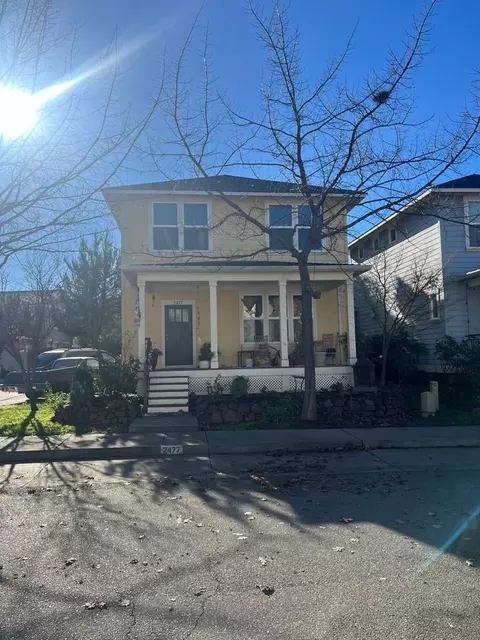 2477 Switzerland Ln, Chico, CA 95928