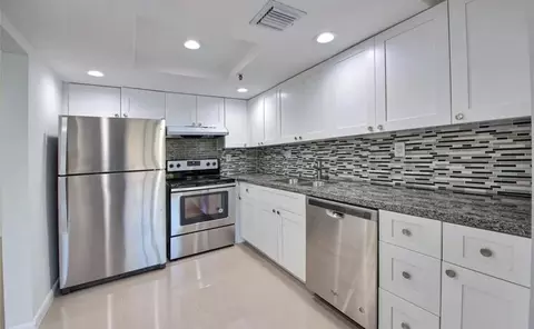 17890 W Dixie Hwy, North Miami Beach, FL 33160