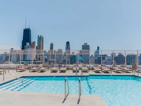 1340 N Astor St, Chicago, IL 60610