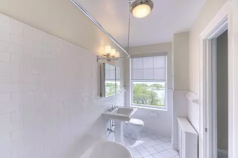 3270 N Lake Shore Dr #3-3, Chicago, IL 60657