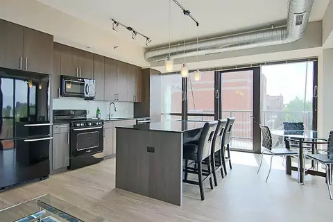 211 W Scott St #3-2-5, Chicago, IL 60610