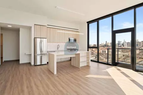 513 S Damen Ave #3-2, Chicago, IL 60612