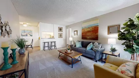 635 Baker St, Costa Mesa, CA 92626