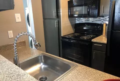 11206 W Kingsley Rd #1724, Dallas, TX 75238