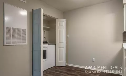 building 21, Baytown, TX 77521