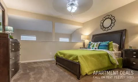 241 Interstate 45 N #1075, Conroe, TX 77304