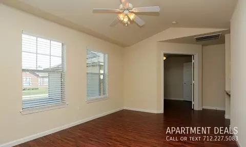 wooded ln, Conroe, TX 77301