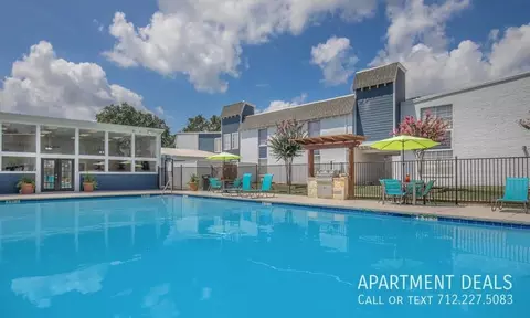 1206 N Loop 336 W #3606, Conroe, TX 77301
