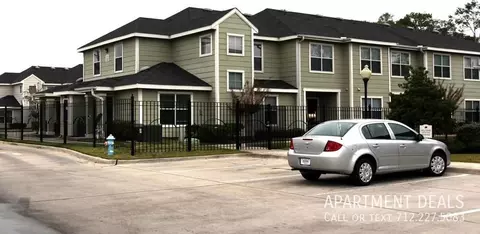 1206 S Frazier St #4442, Conroe, TX 77301