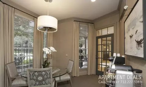 5359 Memorial Dr #247, Houston, TX 77007