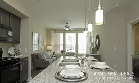 6 Donys Ct #512, Houston, TX 77040