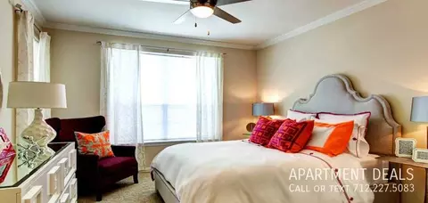 1621 Bering Dr #630, Houston, TX 77057