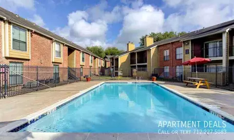 14 W Sam Houston Pkwy S #1995, Houston, TX 77042