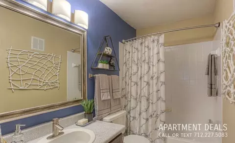 9946 Richmond Ave #2017, Houston, TX 77042