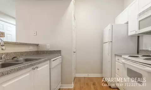 6 Unnamed Rd #2206, Houston, TX 77065