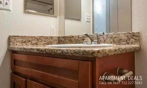 9007 Kempwood Dr #2284, Houston, TX 77080