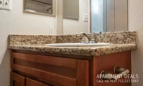 9007 Kempwood Dr #2286, Houston, TX 77080