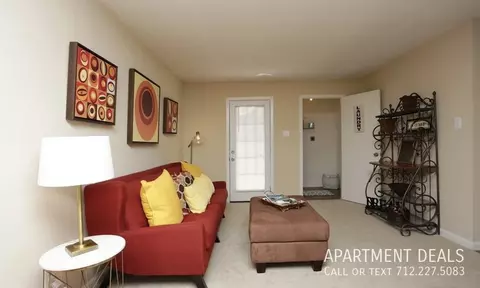 white clover dr, Houston, TX 77089