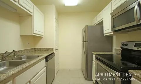 6506 W 43rd St #2380, Houston, TX 77092
