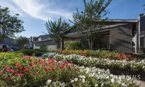 8556 Easton Commons Dr #2399, Houston, TX 77095