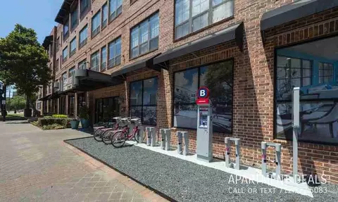 2228 Smith St #2870, Houston, TX 77002