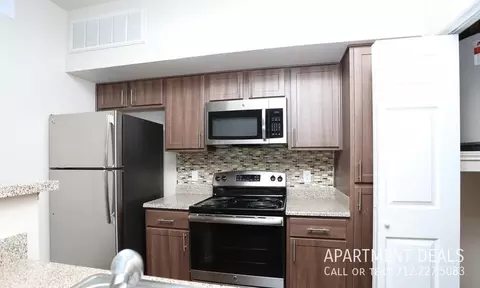 9350 Jones Rd #3285, Houston, TX 77065