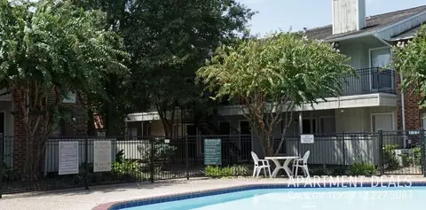 6 Greens Rd Imperial Valley Dr Mb #3329, Houston, TX 77060