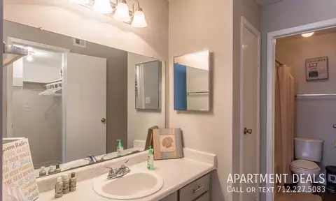 6 7500 Pinemont Dr Houston #4256, Houston, TX 77040