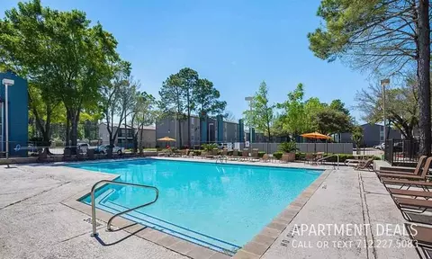 clear valley dr, Houston, TX 77014