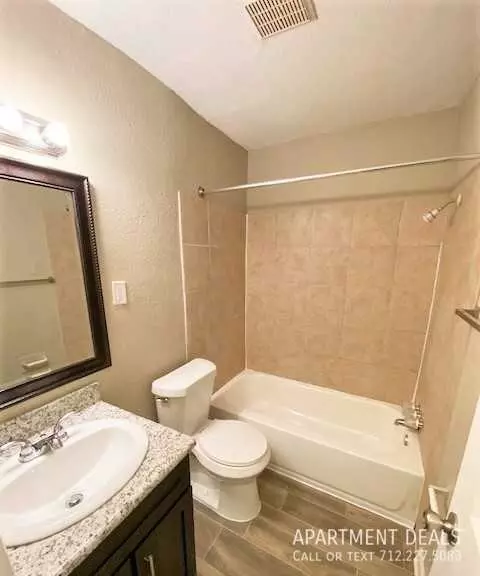 306 Victoria Dr #4342, Houston, TX 77022