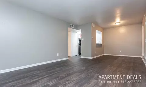 de moss dr, Houston, TX 77081