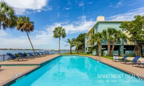 1815 Larrabee St #2822, Seabrook, TX 77586
