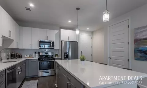 2006 Hughes Landing Blvd #1214, The Woodlands, TX 77380