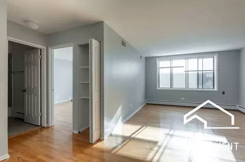 1515 W Morse Ave #308, Chicago, IL 60626