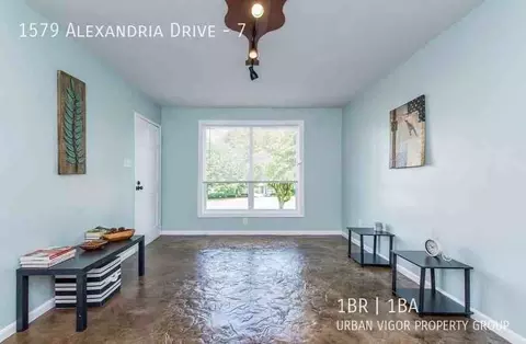 1579 Alexandria Dr #7, Lexington, KY 40504