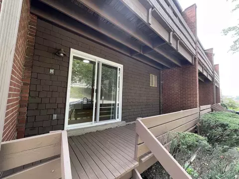 6350 Forward Ave #16, Pittsburgh, PA 15217
