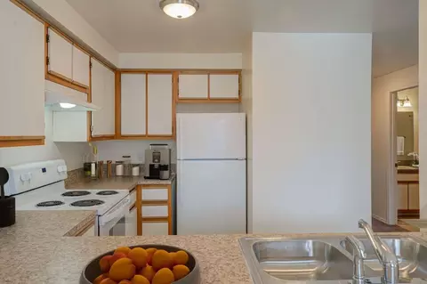 2840 Fisher Rd NE, Salem, OR 97305
